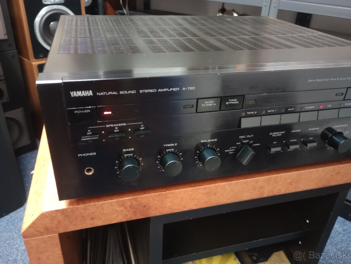 Yamaha A-720 - 2