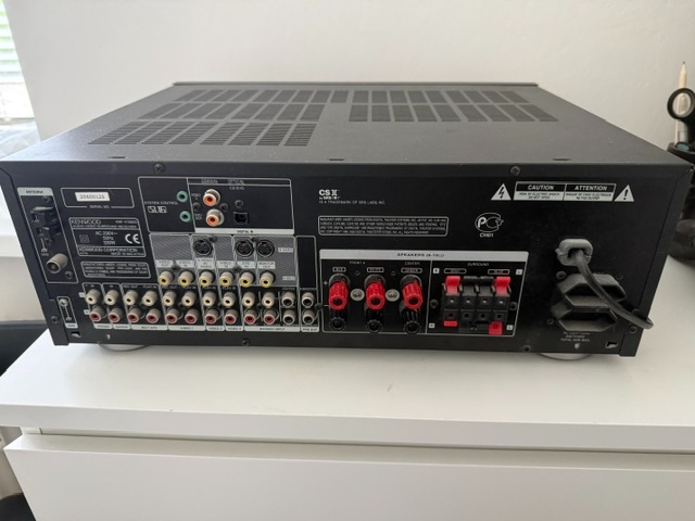 Kenwood KRF-V7060D 5.1 - 2