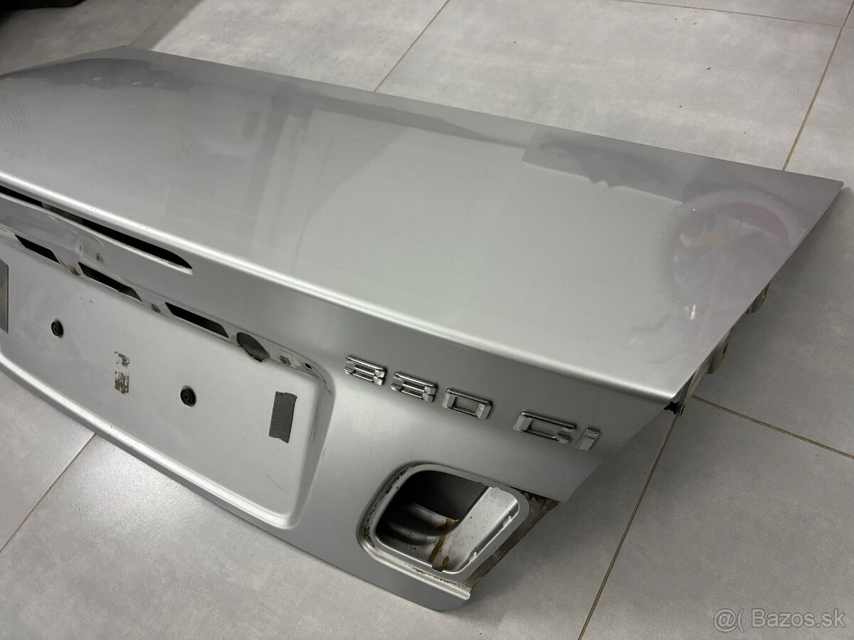 BMW E46 cabrio zadna kapota - 2