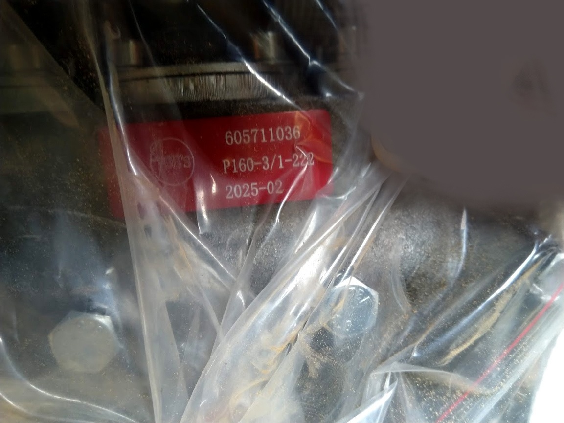 Hydraulický rozdeľovač R-160 /Kirovec/ - 2