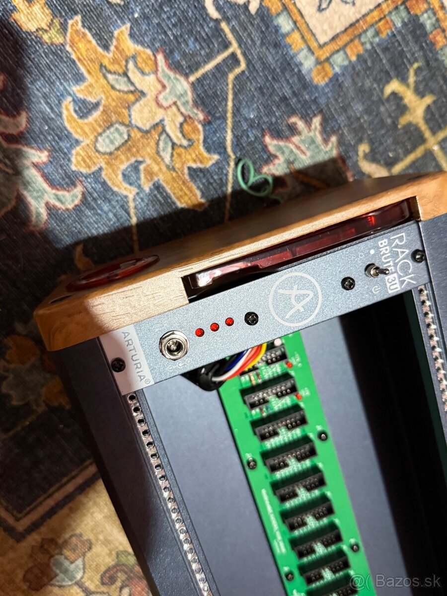 Arturia RackBrute 3U - 2