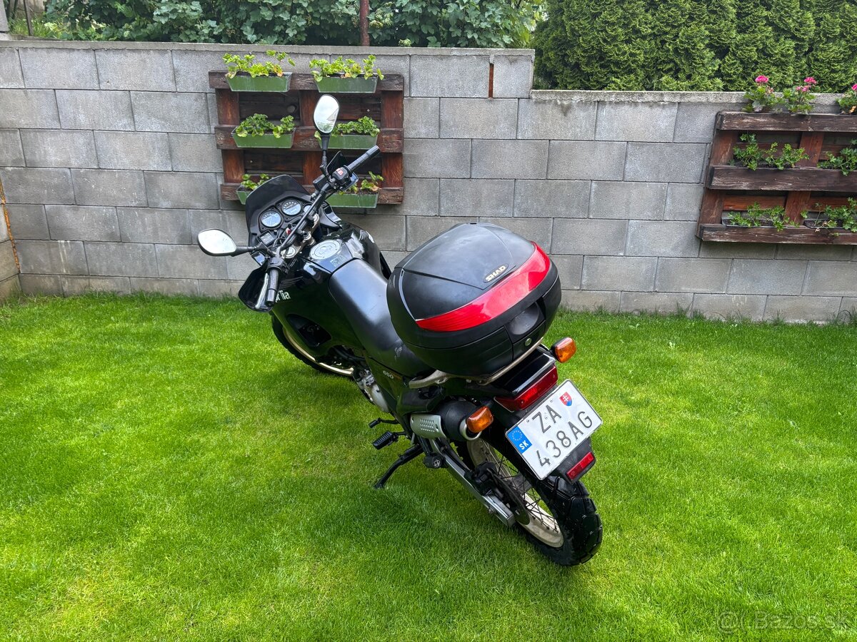 Aprilia Pegaso 650