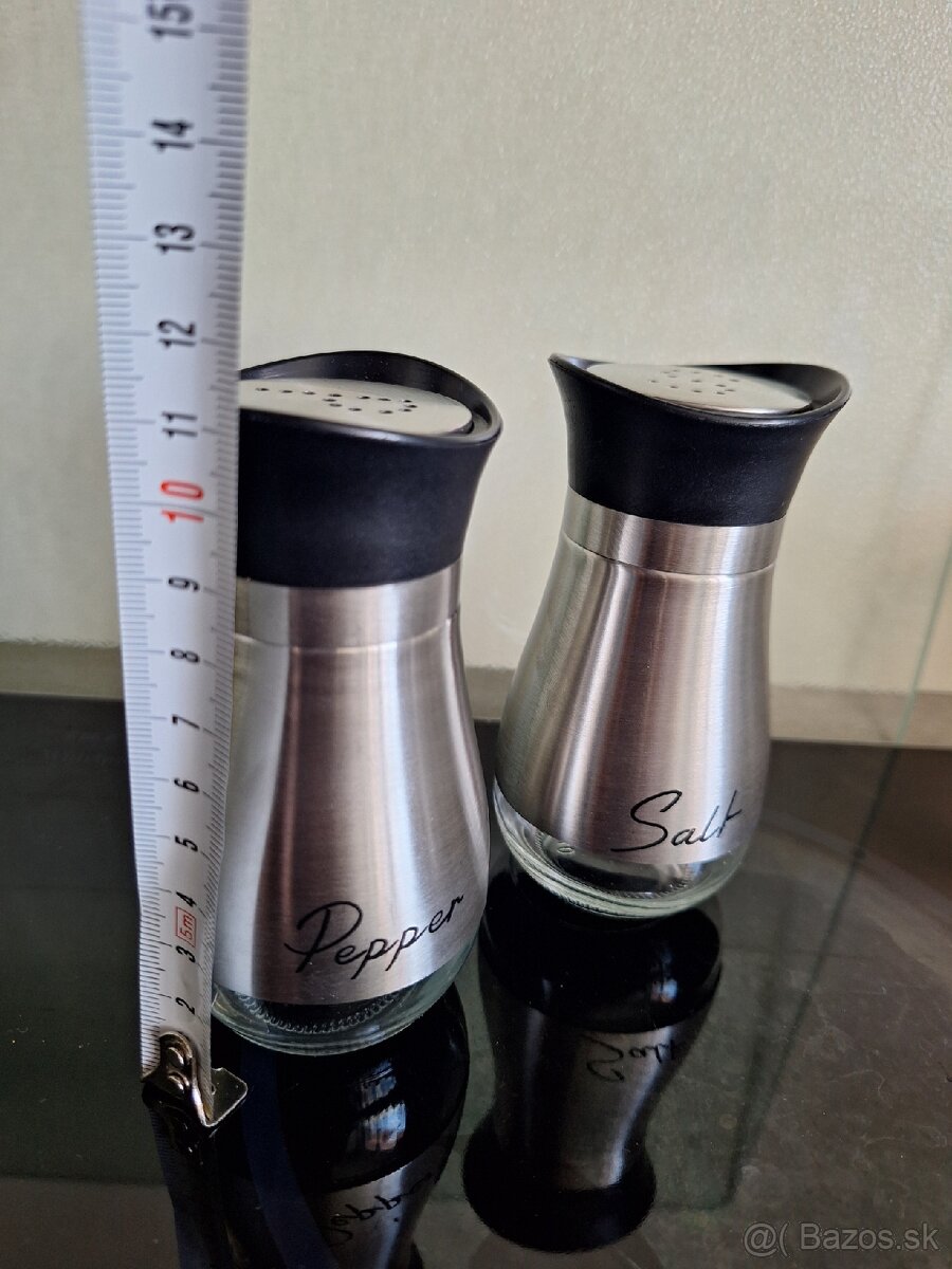 Soľnička s koreničkou - 2