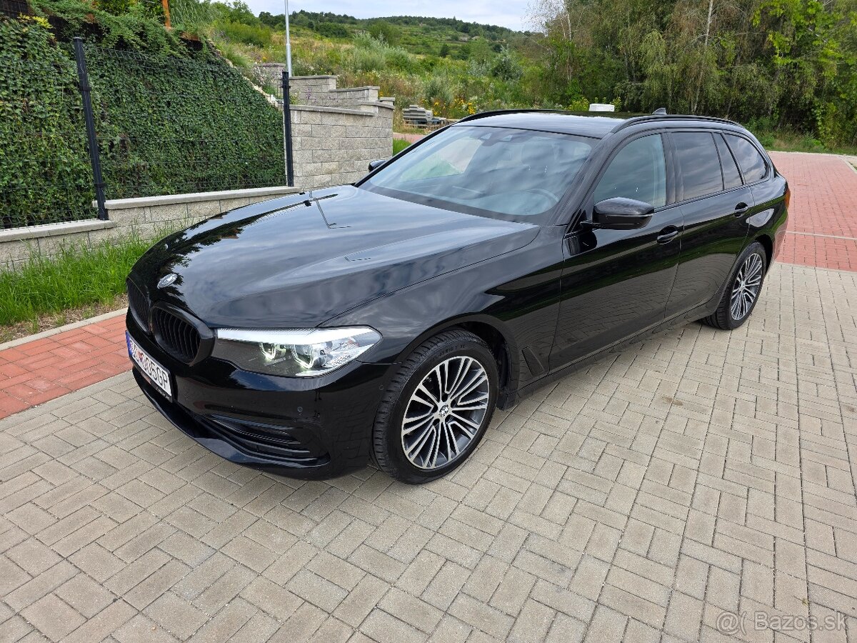 BMW 520D xDrive SPORTLINE HARMAN KARDON 2018 - 2