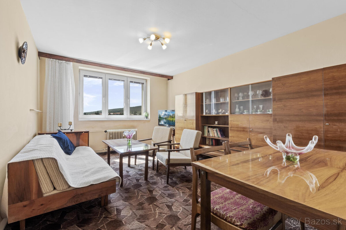 Zaujímavý 3-izbový byt 67 m2 s veľkým potenciálom – ul. Kozm - 2