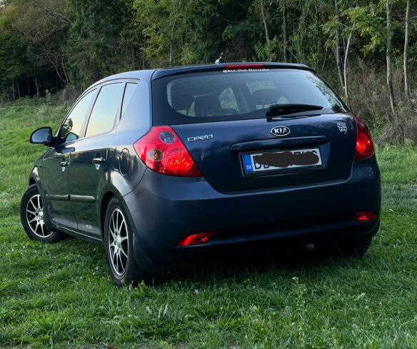 Predám Kia Ceed 1,4 77Kw, benzín, 83000km - 2