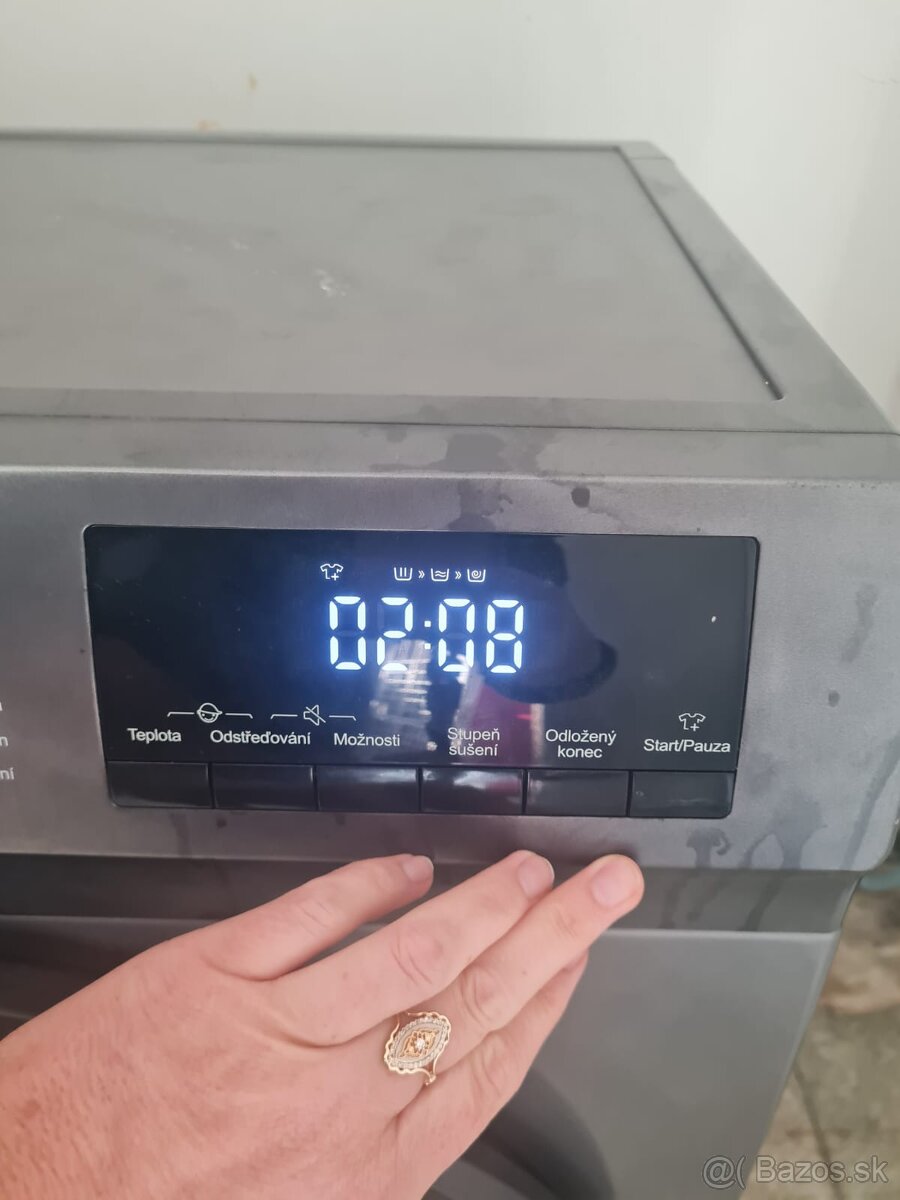 Práčka zo sušičkou Hisense - 2