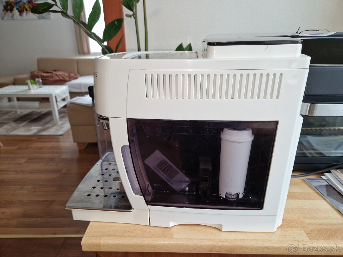 DeLonghi Magnifica S cappuccino - 2