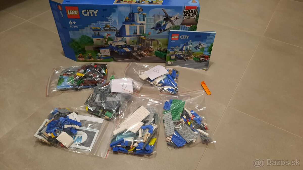 Lego City 60316 - 2