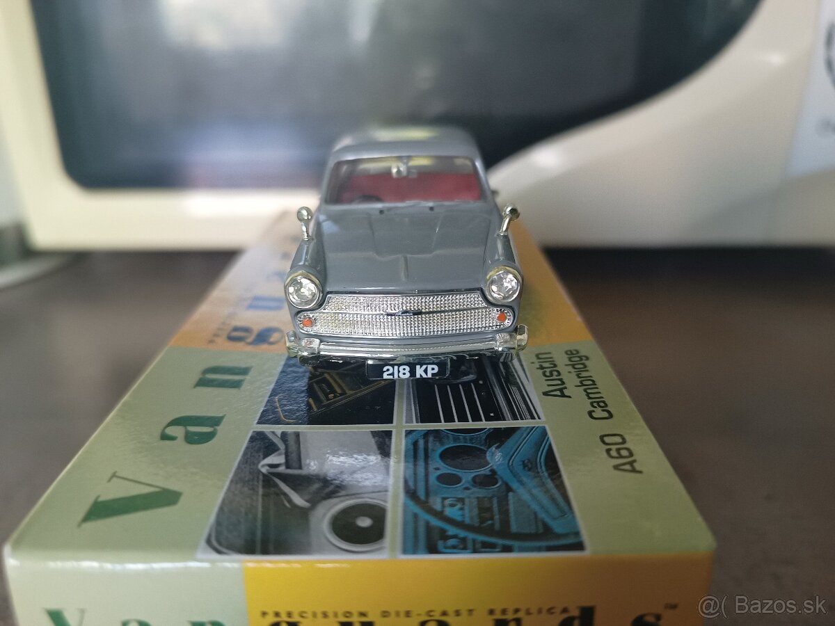 1:43 Austin A60 Cambridge Vanguards - 2