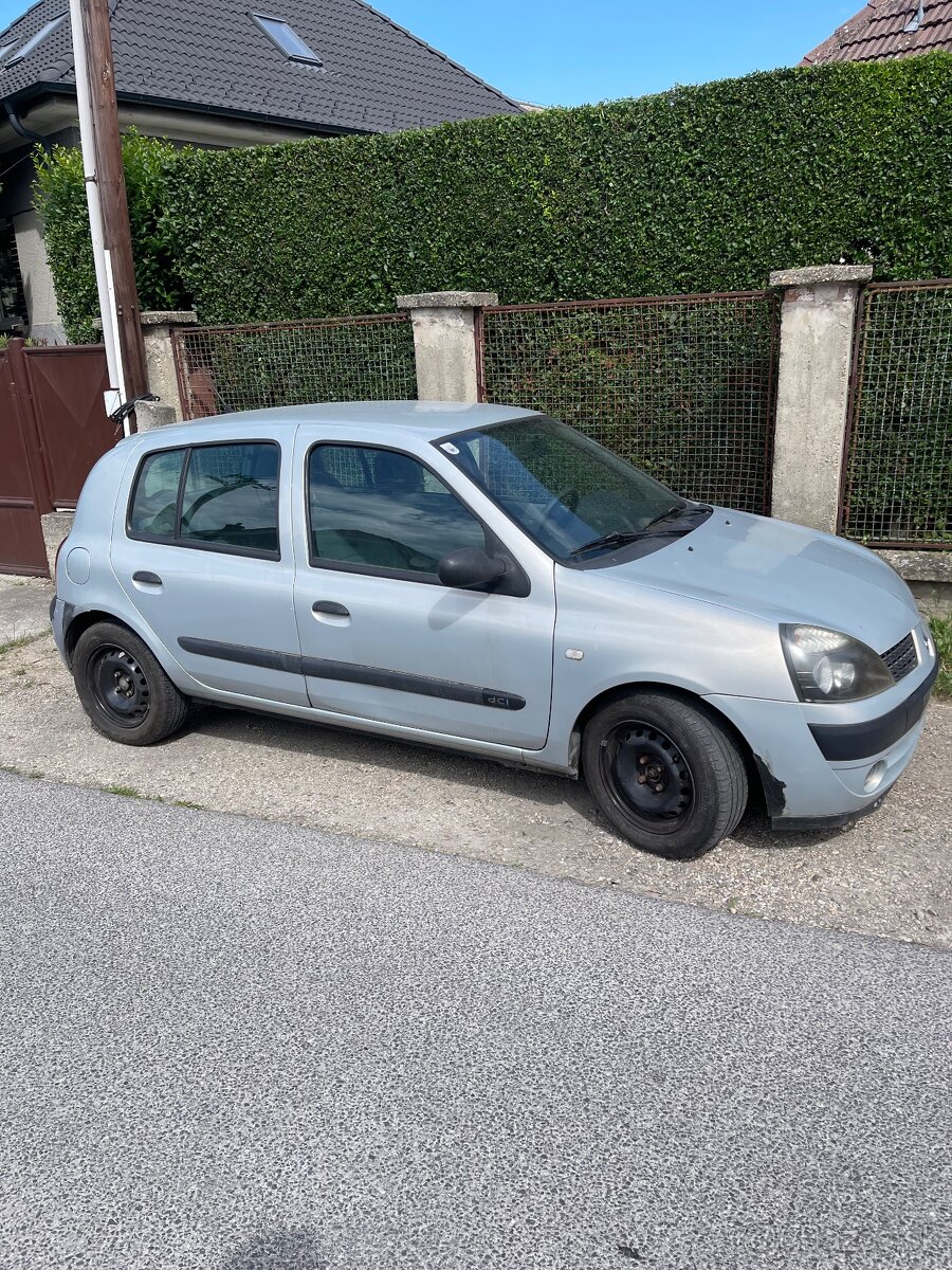 Rozpredam clio 1.5 DCI - 2