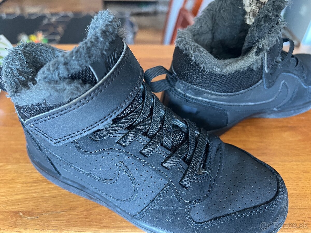28,5 prechodne nike - 2