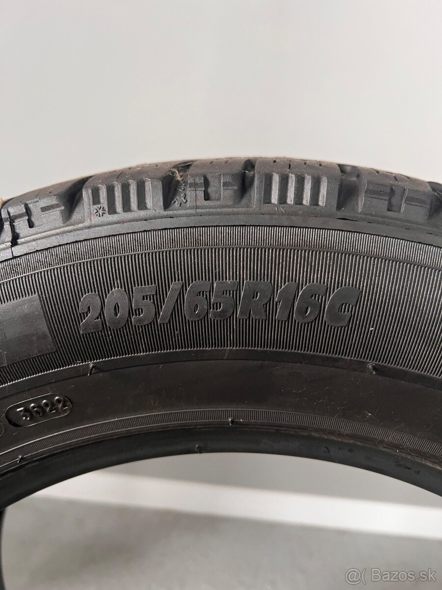 Michelin Agilis Alpin 205/65R16C Zimná - 2