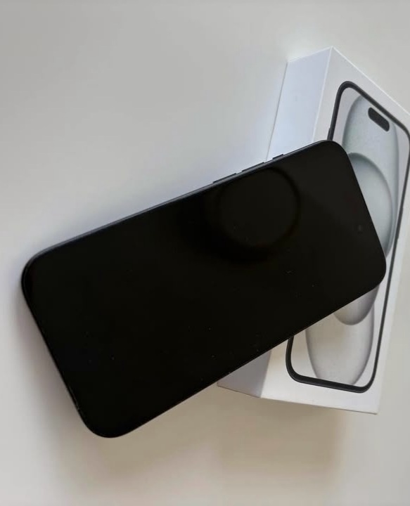 Iphone 15 - 2