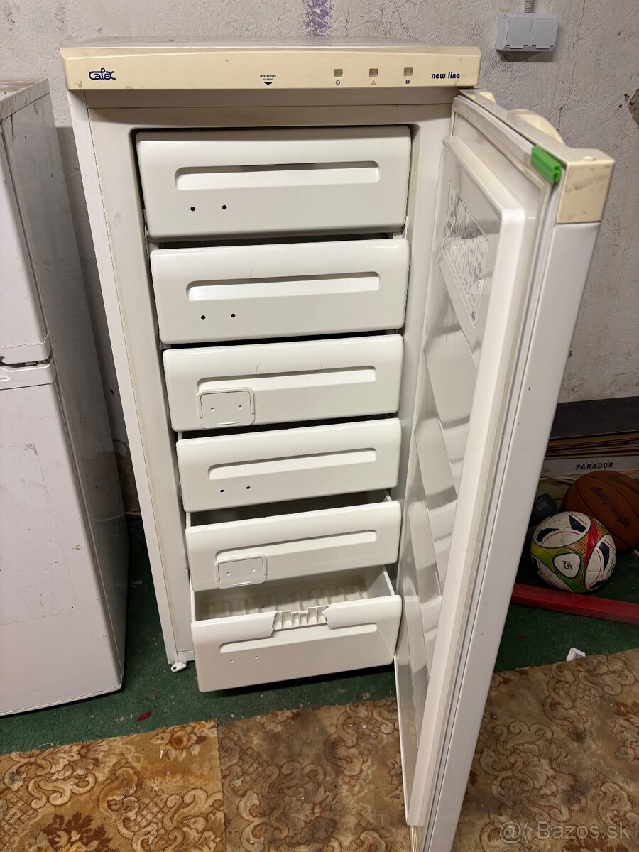 Mraznička Calex - 2