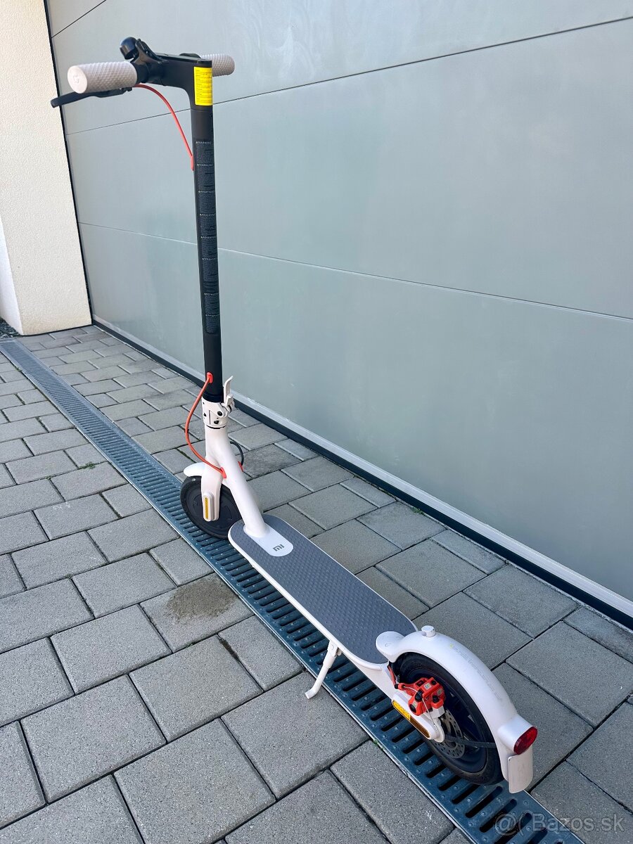 Elektrická kolobežka XIAOMI - 2