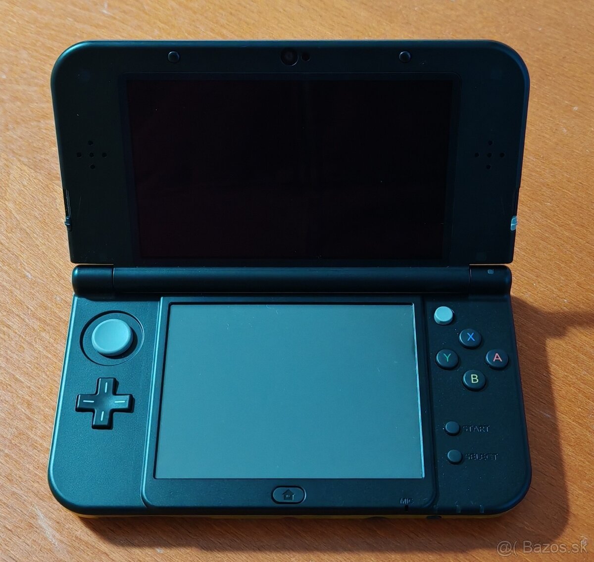 New Nintendo 3DS XL Samson Edition - 2