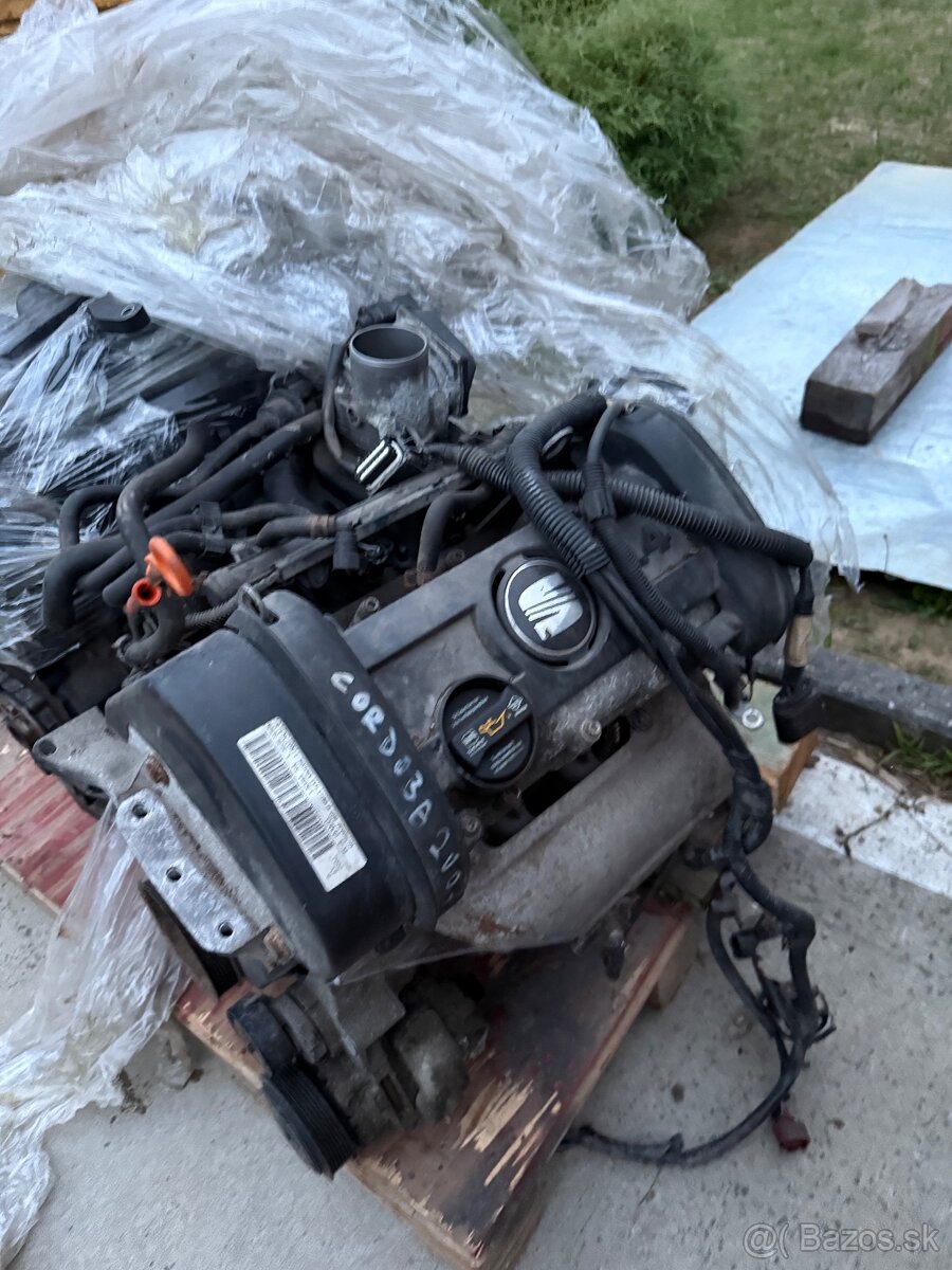 Motor 1.4 16V BXW 63kw - 2