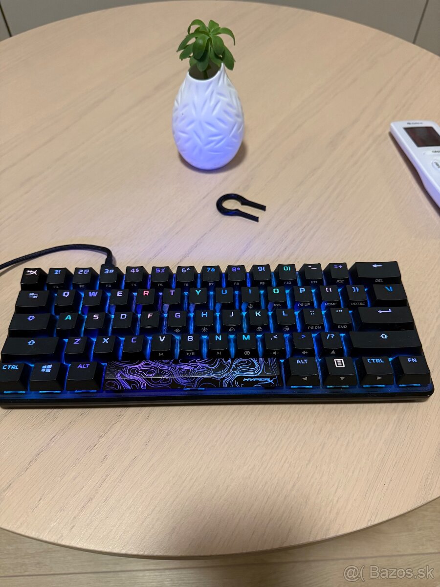 HyperX Alloy Origins 60 Aqua Switch – US - 2