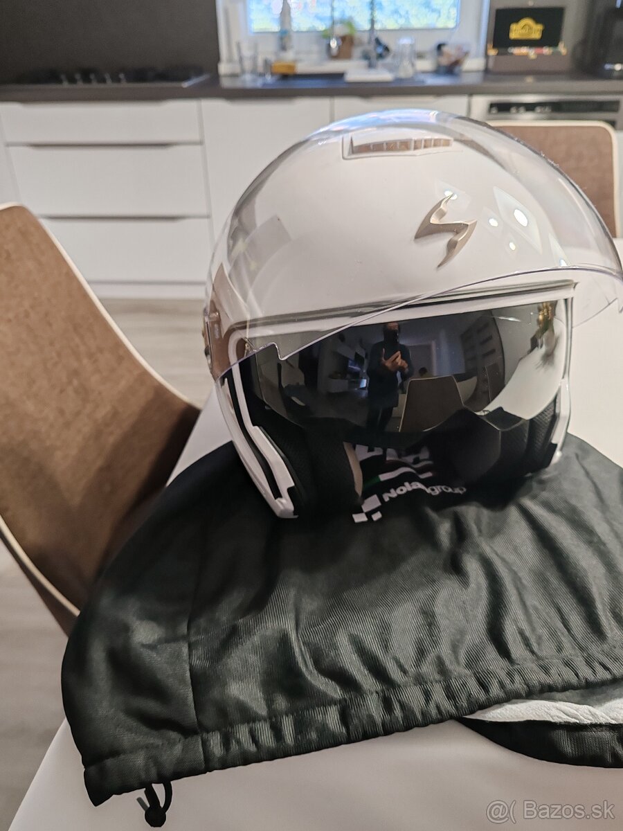 Predám moto prilbu - 2