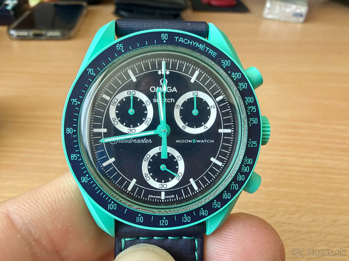 Omega Moonswatch Polar Lights - 2