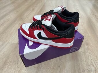 Nike SB Dunk Low Pro Chicago – 42,5 - 2 páry - 2
