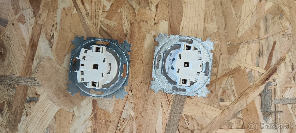 Zásuvky ABB - 2