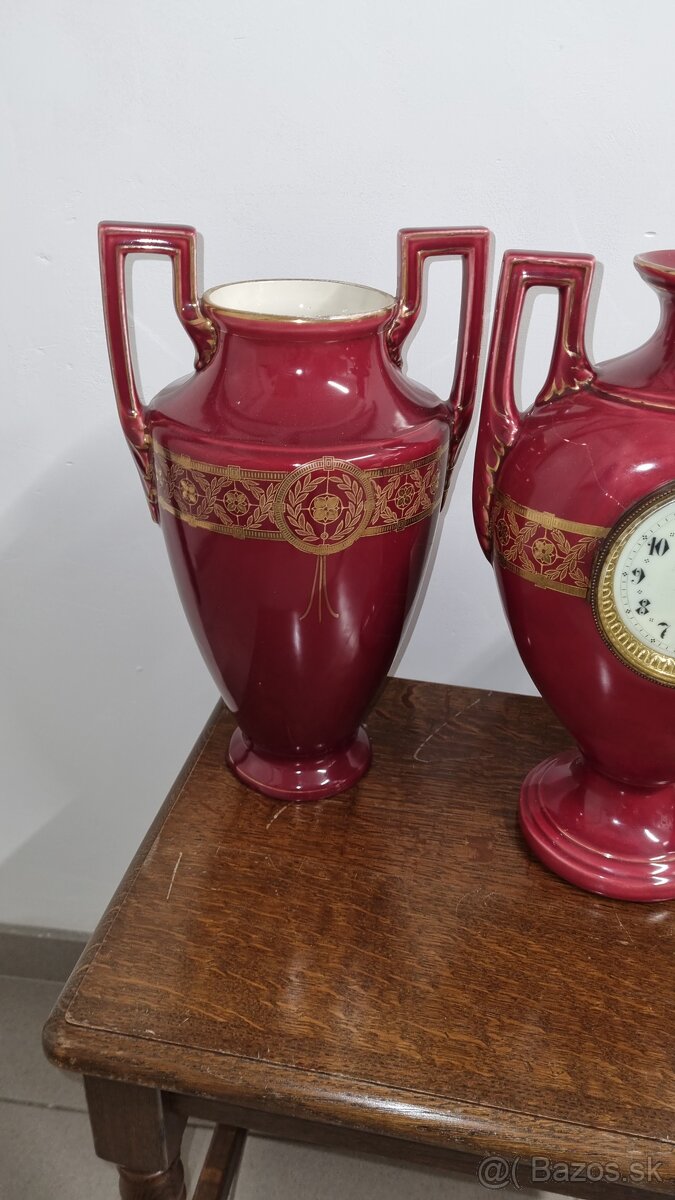 Krbove hodiny a vázy.. - 2