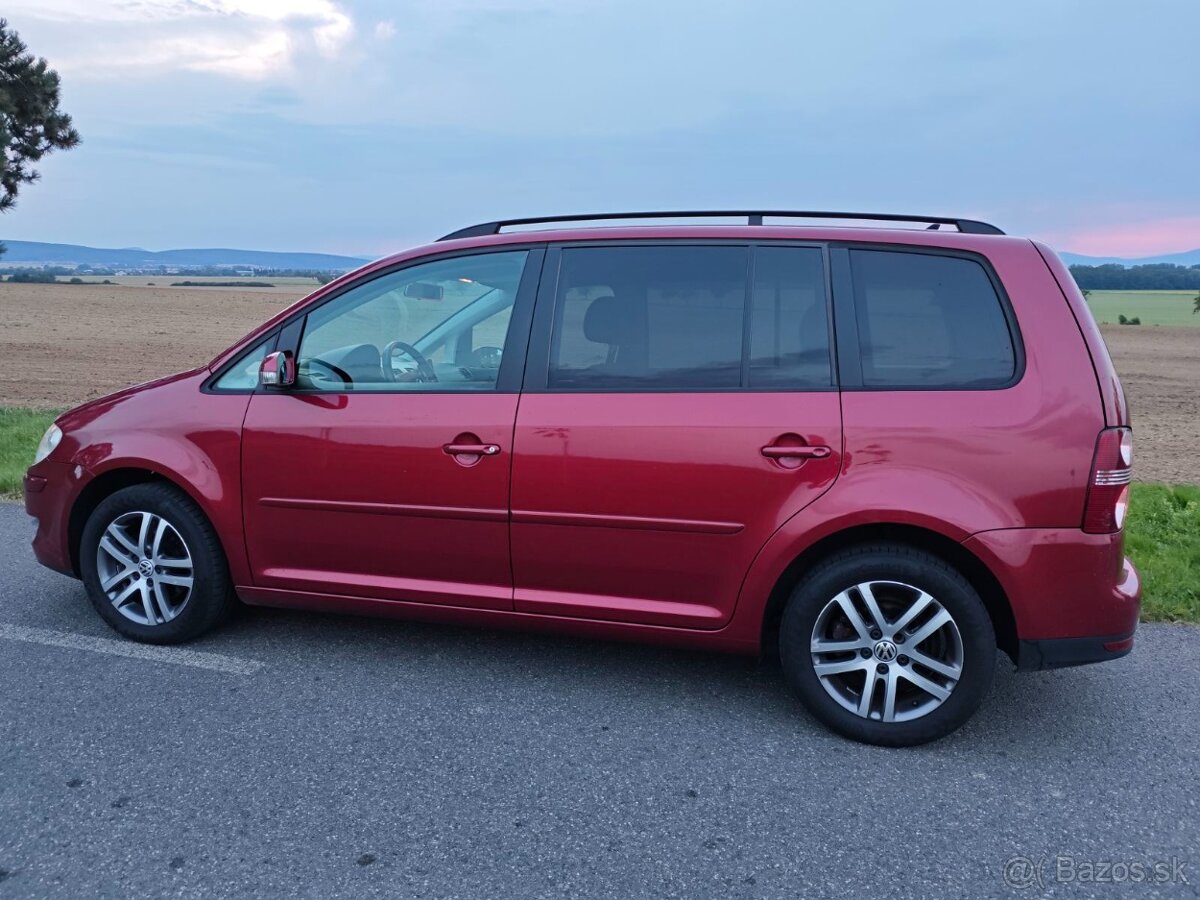 Volkswagen Touran 170 000 km, 2009, 1,4TSI benzín, 103kw - 2