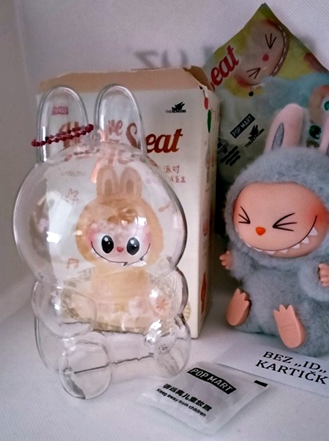 č.1 👜💕ORIGINÁL Labubu Have a Seat série V2 HEHE, mončičák - 2