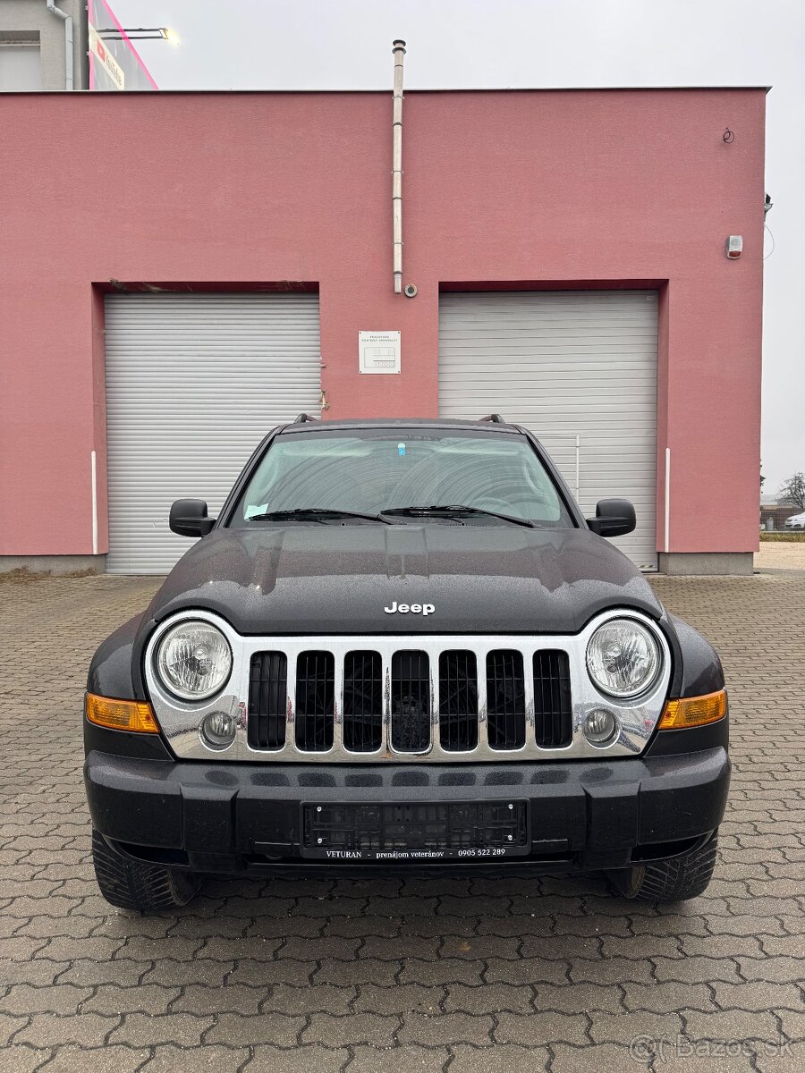 Jeep cherokee 2.8crd 120kw Manual - 2