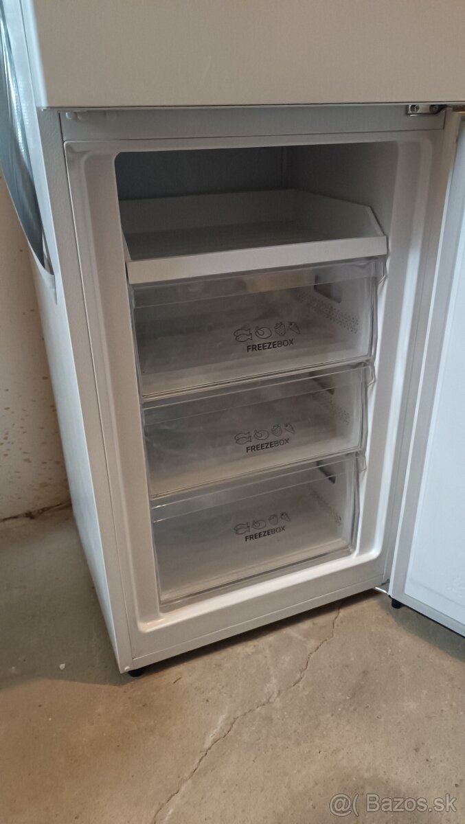 Kombinovaná chladnička s mrazničkou - 2