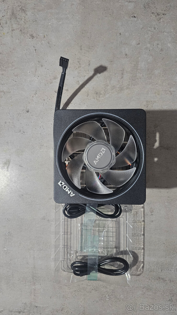 Chladič AMD wraith prism - 2