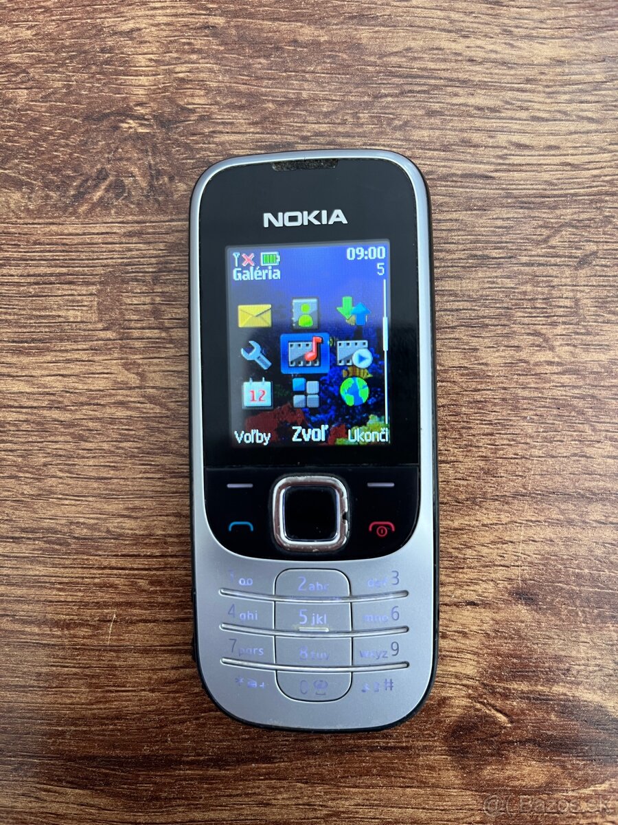 Nokia 2330-c2 klasická nokia (ročník 2009) - 2