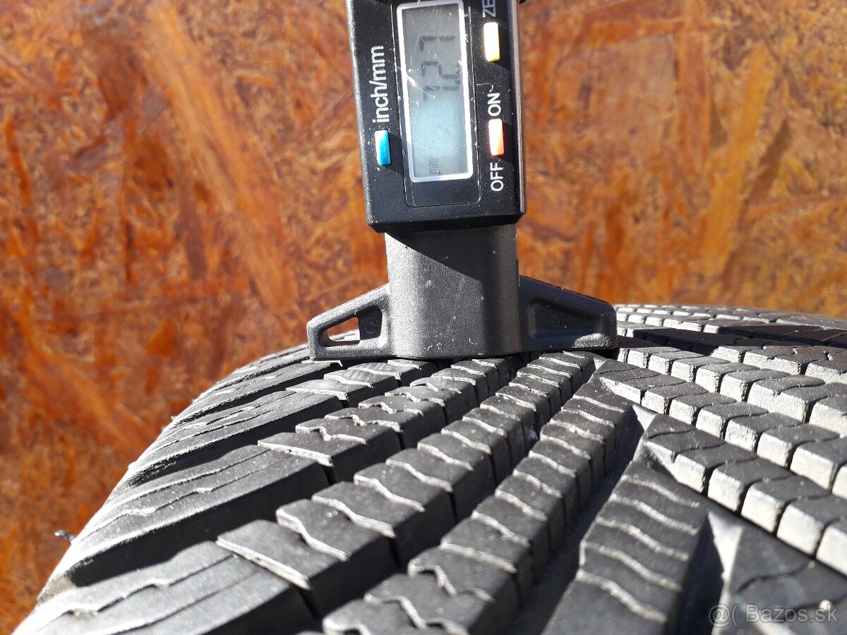 215/55 r16 zimne pneumatiky michelin - 2