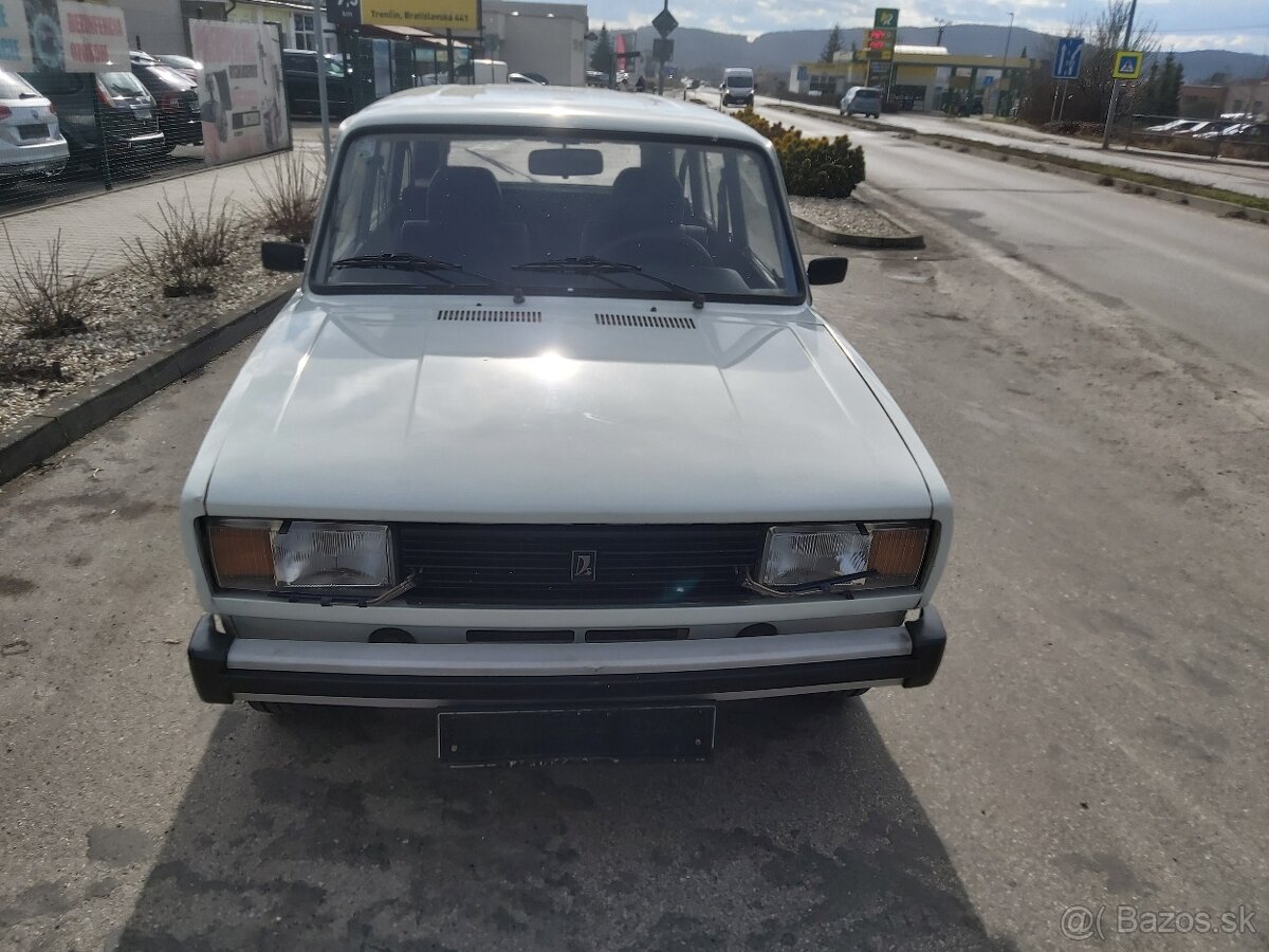 Lada 2104 kombi 1500 (21043) - 2