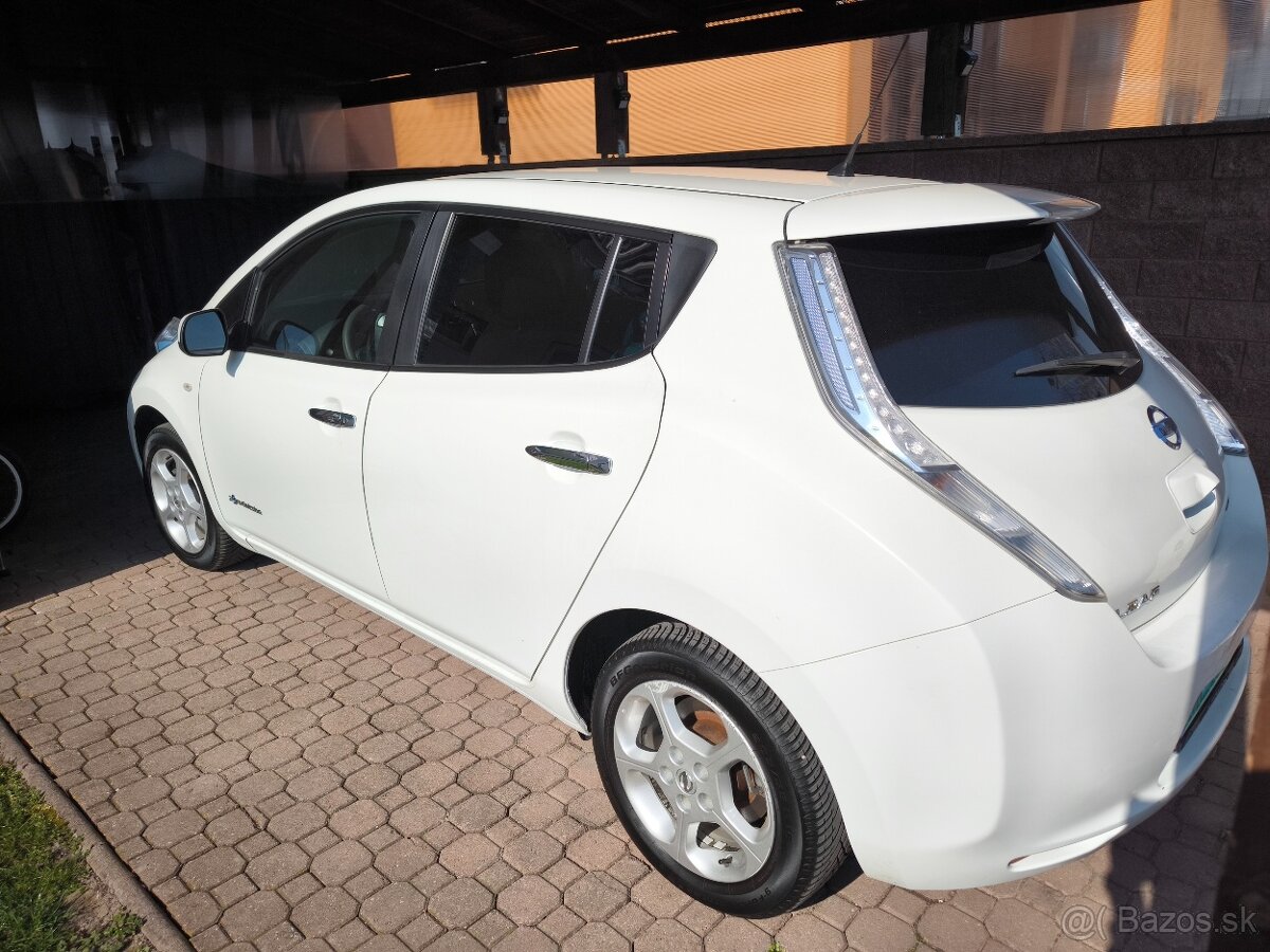 predám Nissan Leaf 30KWH 2017 + tep. čerpadlo - 2