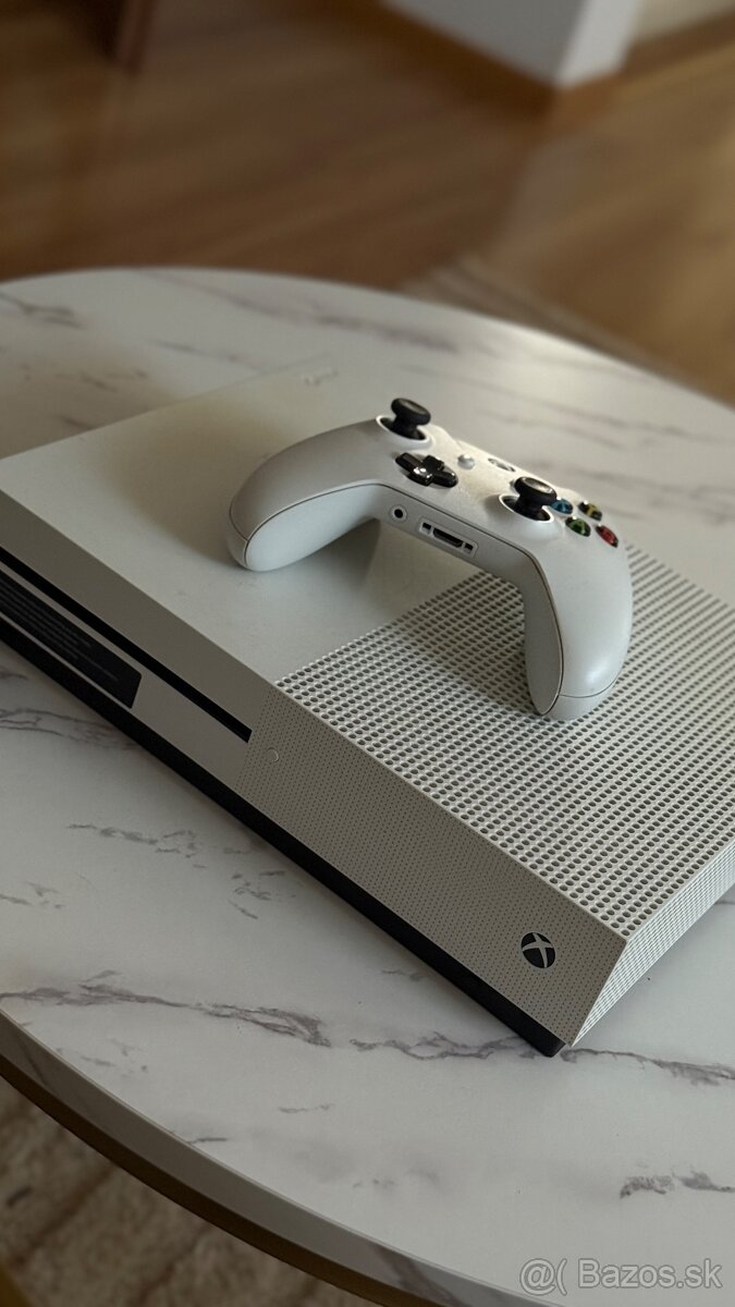 Xbox One S 500gb - 2