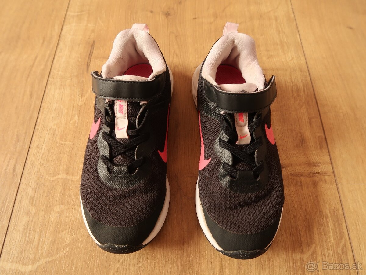 Dievčenské tenisky NIKE č. 31 (19,6 - 20,2 cm) - 2