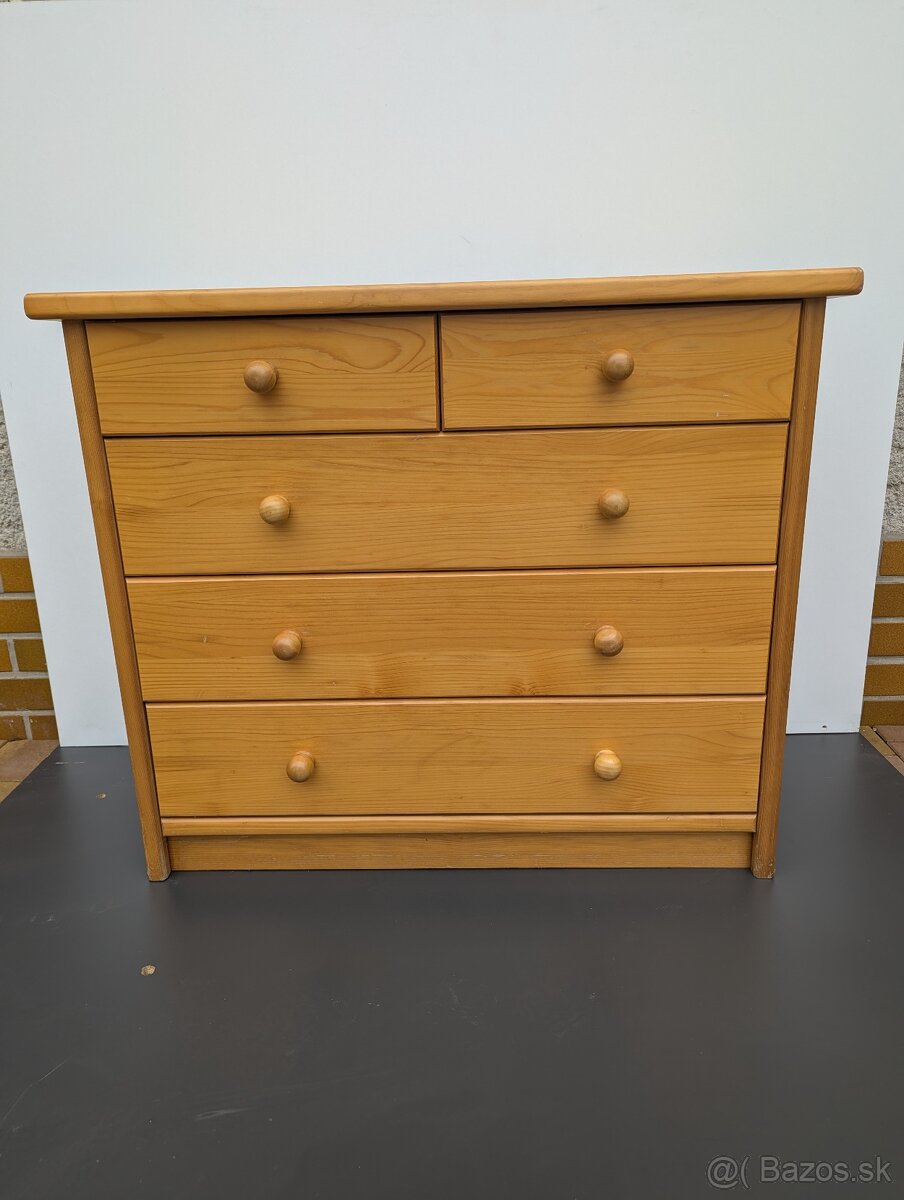 Komoda masív smrek - 2