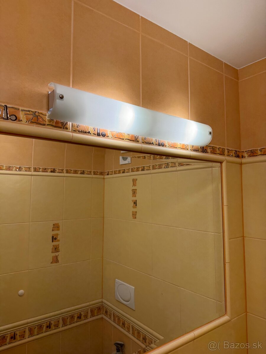 Nástenná lampa do kúpeľne - 2