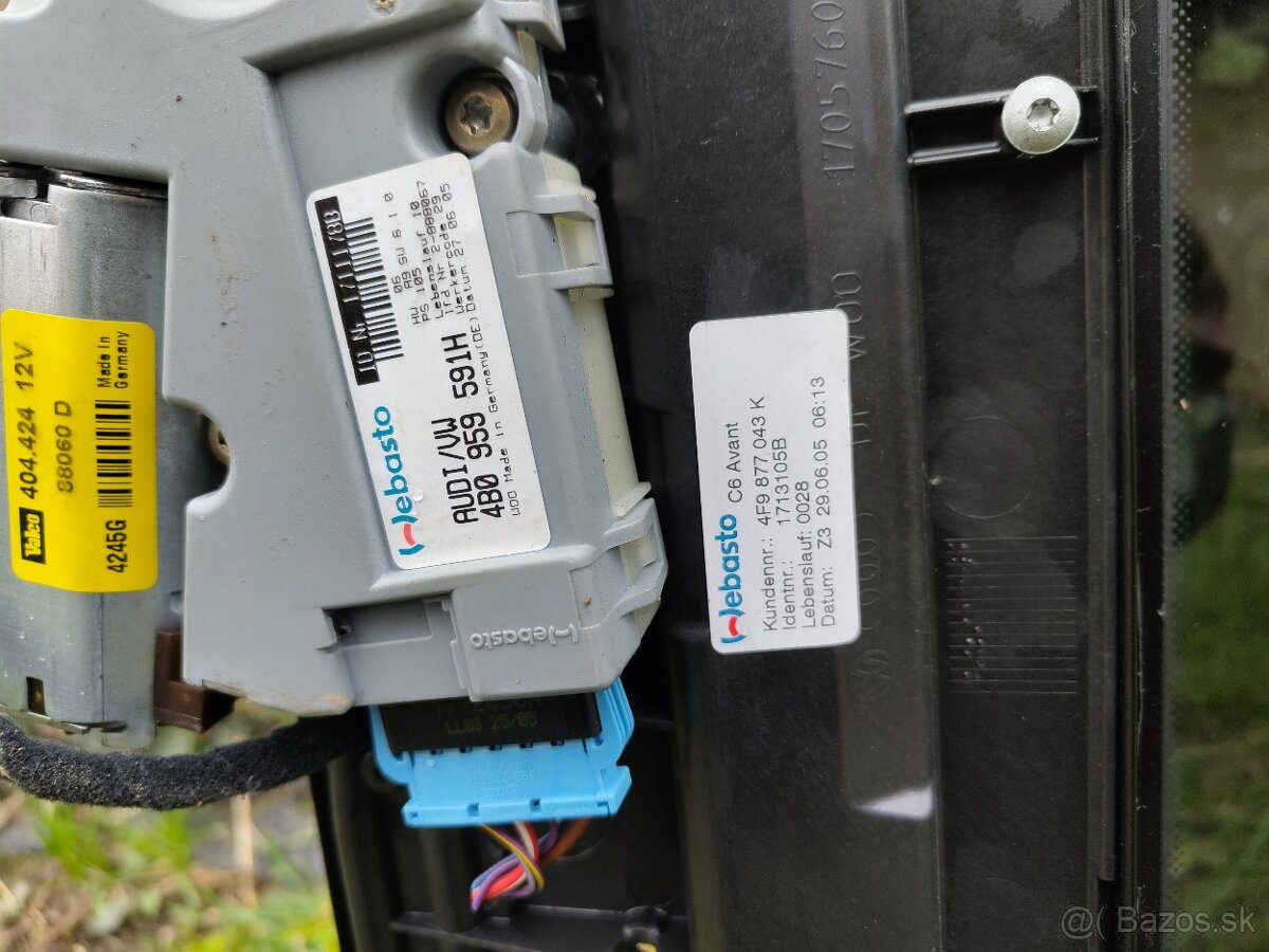 Strešné okno Audi A6 C6 4F Avant - 2