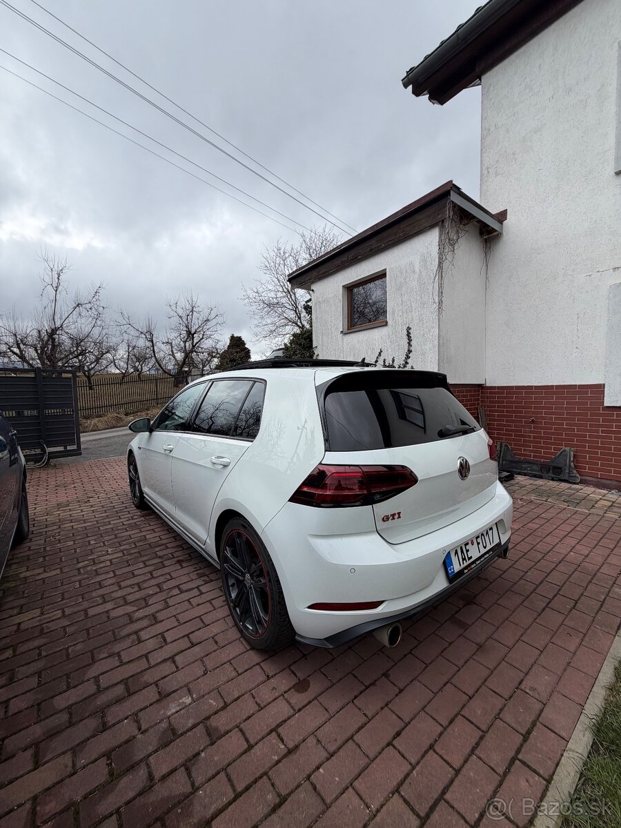 Volkswagen golf7.5 gti performance - 2
