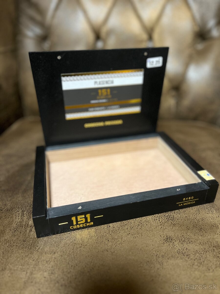 HUMIDOR NA CIGARY - 2