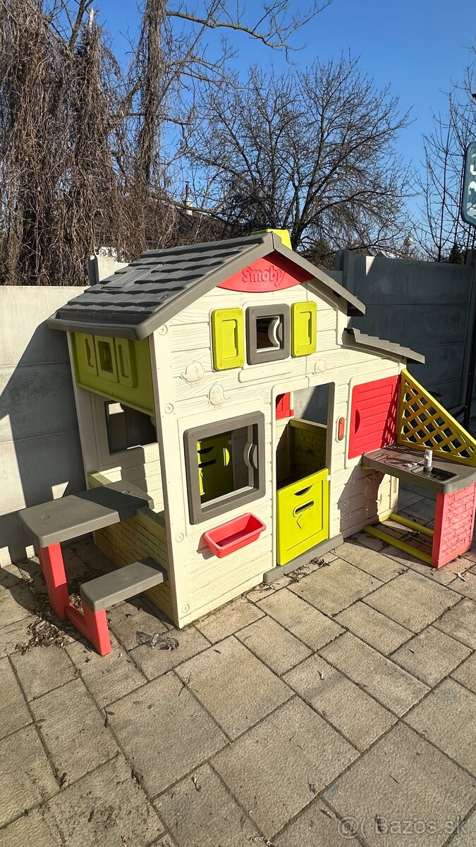 Predám Domček Smoby - 2