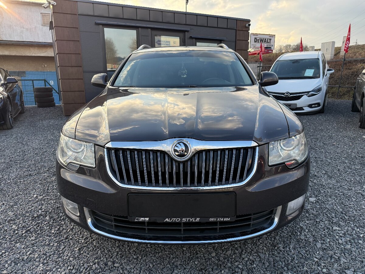 Škoda Superb Combi 2.0 TDI CR 170k Elegance DSG - 2