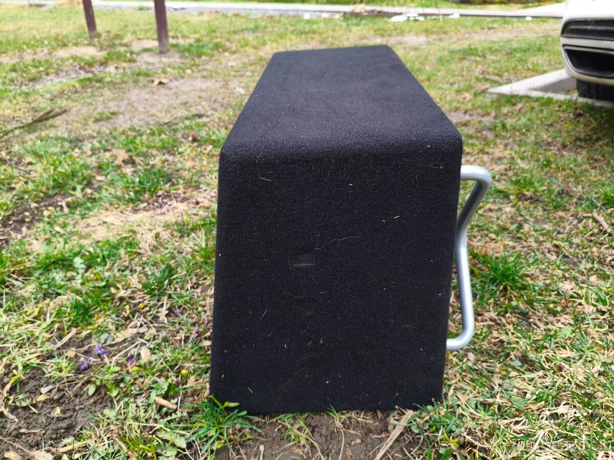 Subwofer + zosilnovac JBL + kapacitor - 2