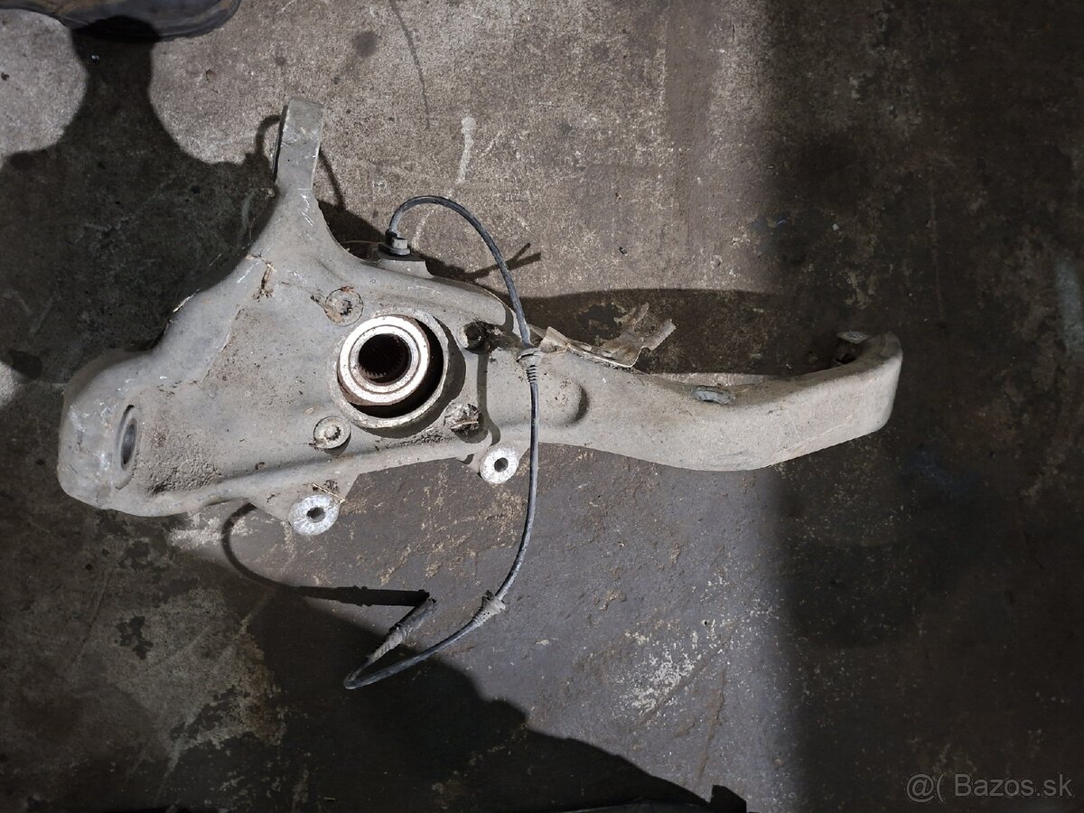 Bmw X5 E70 X6 E71 F15 F16 predná prava otoč - 2