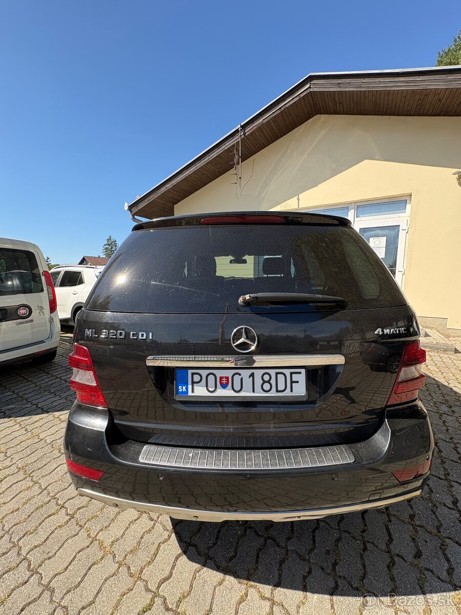 Mercedes-Benz ML 320 CDI - 2