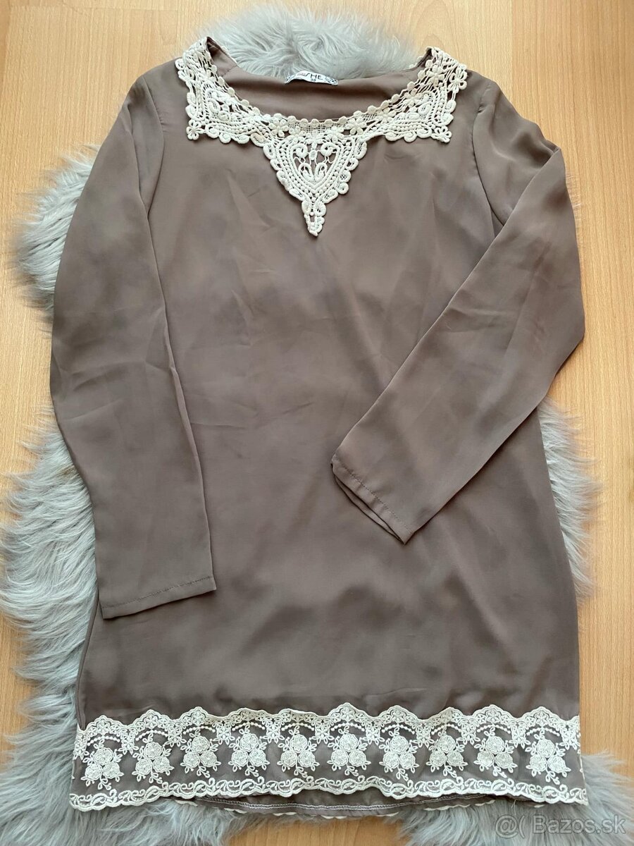 Dámska blúzka s čipkou - 2